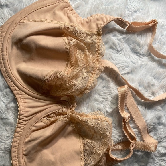 Lace Bra & Underwear 34D - Picture 5 of 7